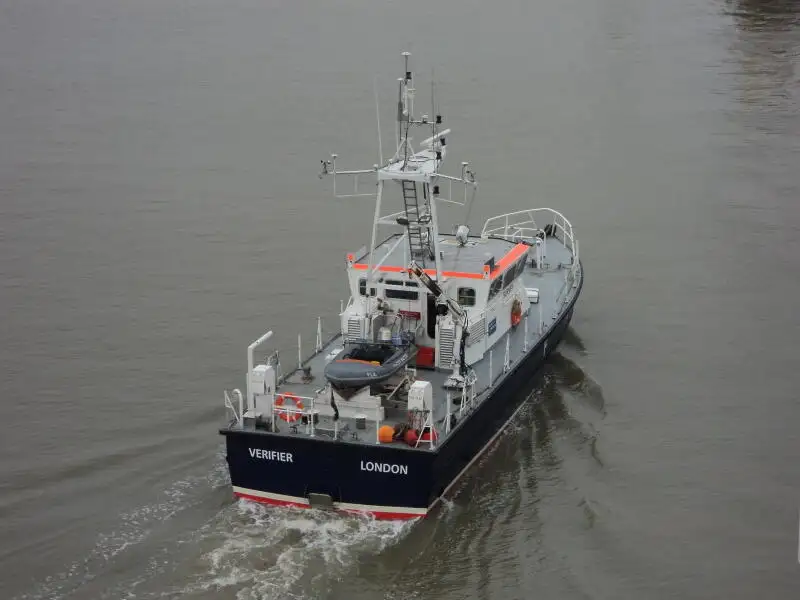 Nave da rilevamento in vendita
