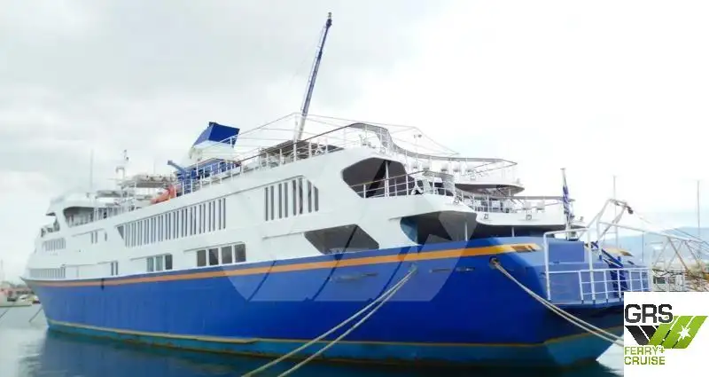 Nave passeggeri in vendita