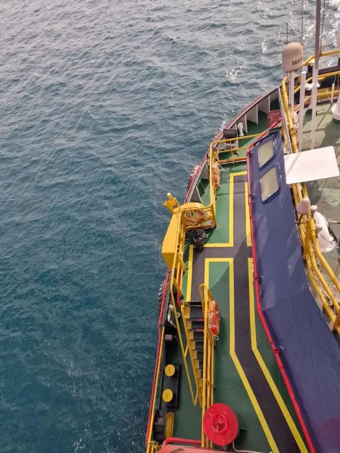 Nave di supporto in vendita