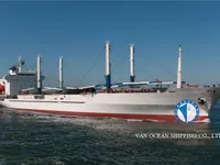 Nave refrigerata in vendita