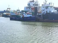 Nave di supporto in vendita