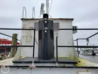 Nave di supporto in vendita
