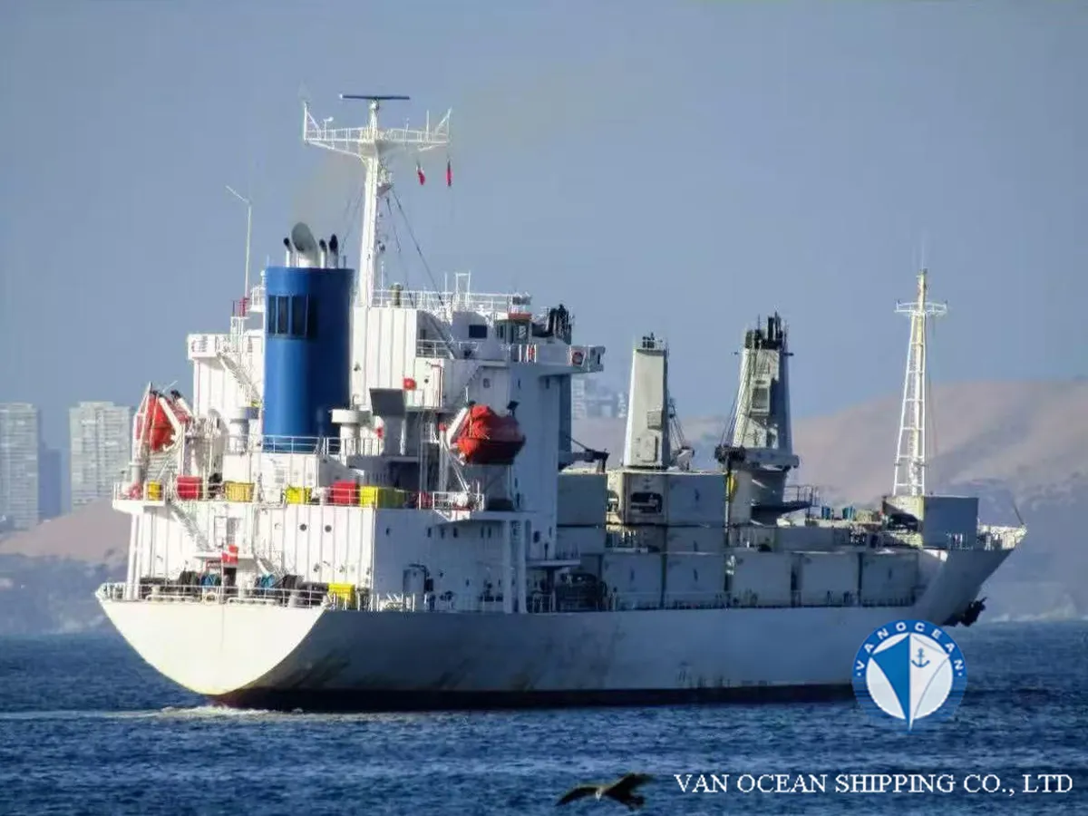Nave refrigerata in vendita