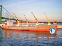 Nave refrigerata in vendita