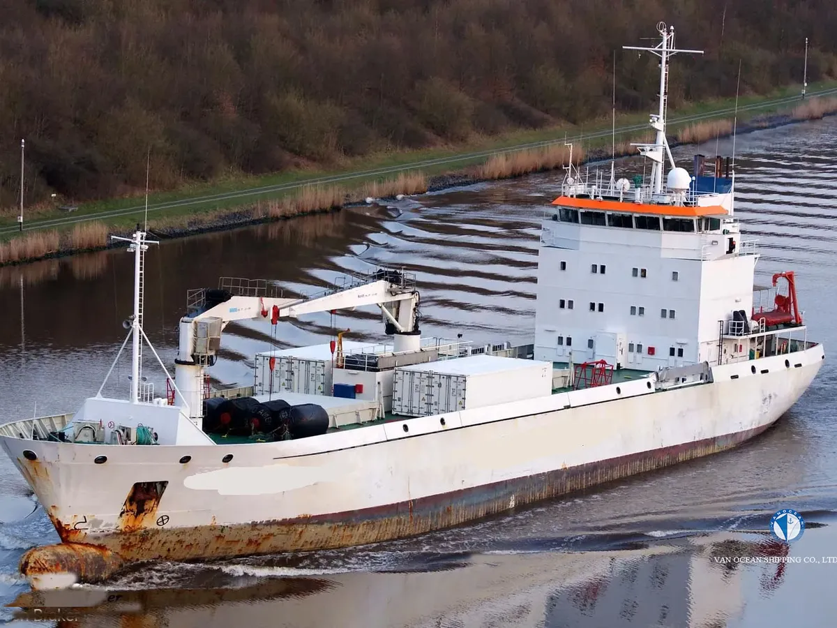 Nave refrigerata in vendita