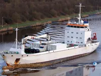 Nave refrigerata in vendita