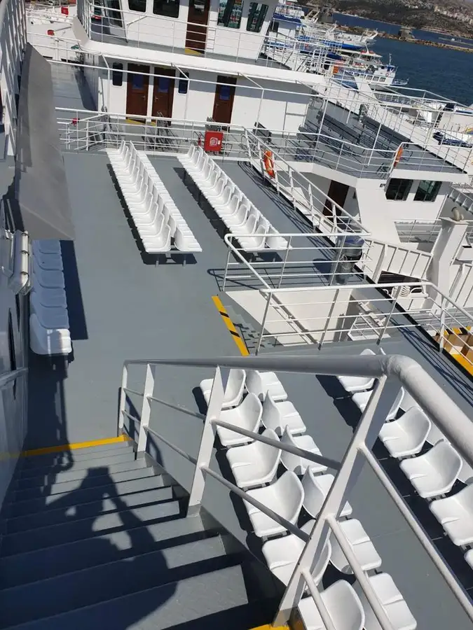 Nave RoPax in vendita