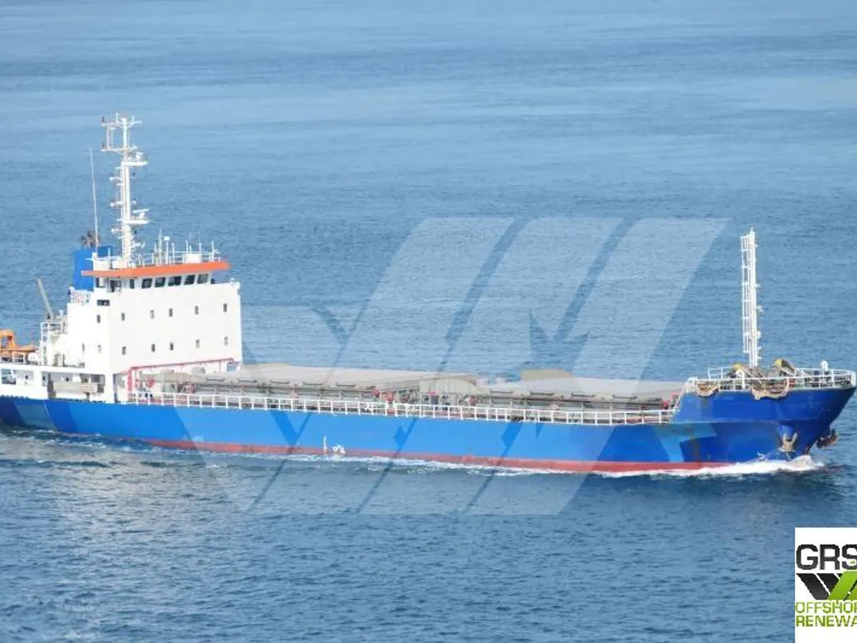 Nave da carico secco in vendita