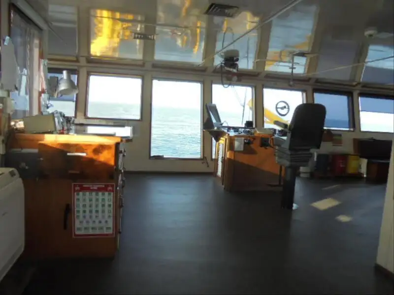 Nave refrigerata in vendita
