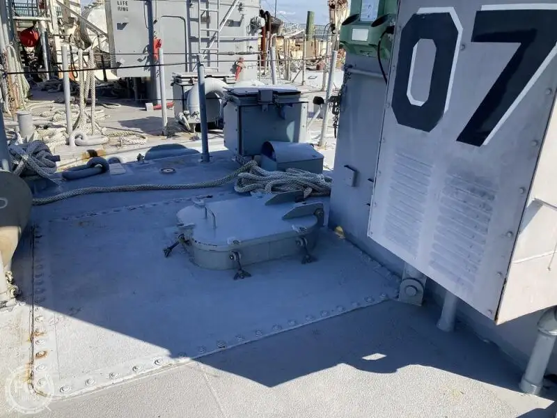 Nave da sbarco, con serbatoi in vendita