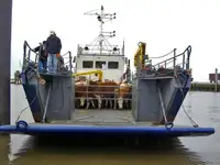 Nave da sbarco, con serbatoi in vendita