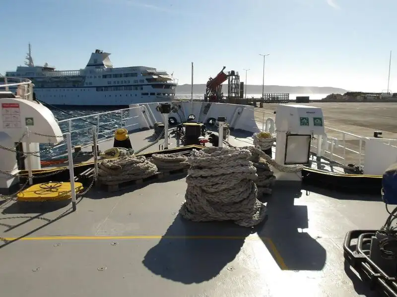 nave di ricerca in vendita
