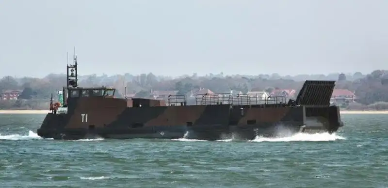 Chiatta in vendita