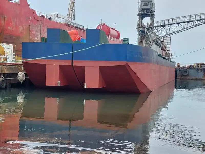 Chiatta in vendita