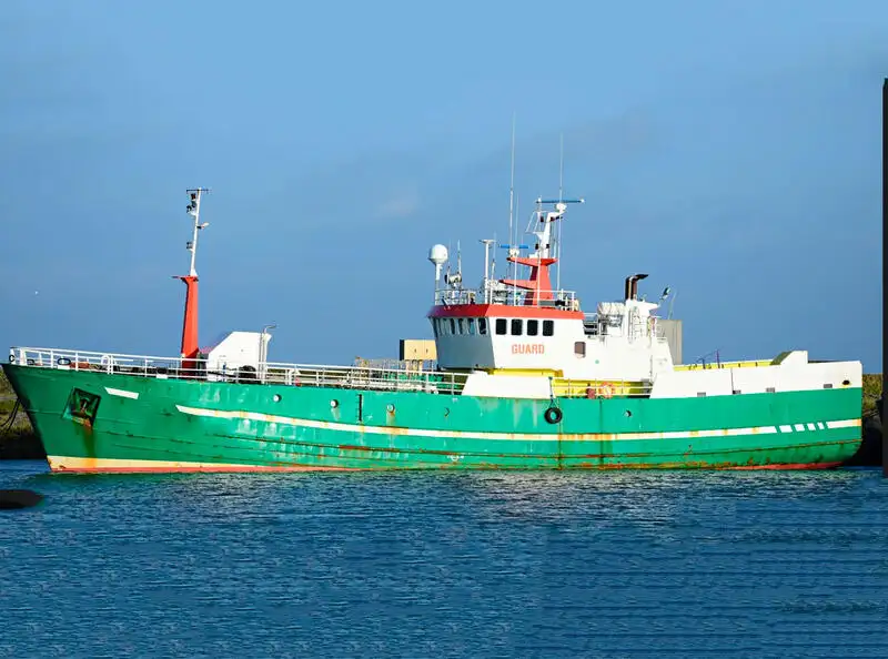 Nave di rifornimento in vendita