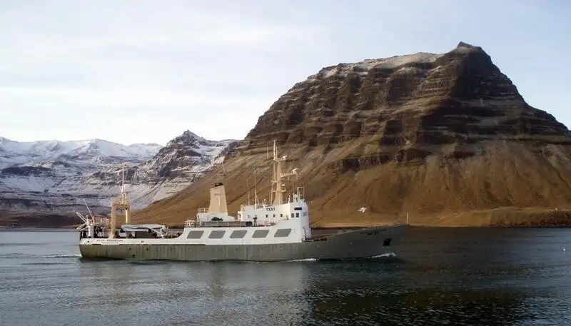 nave di ricerca in vendita