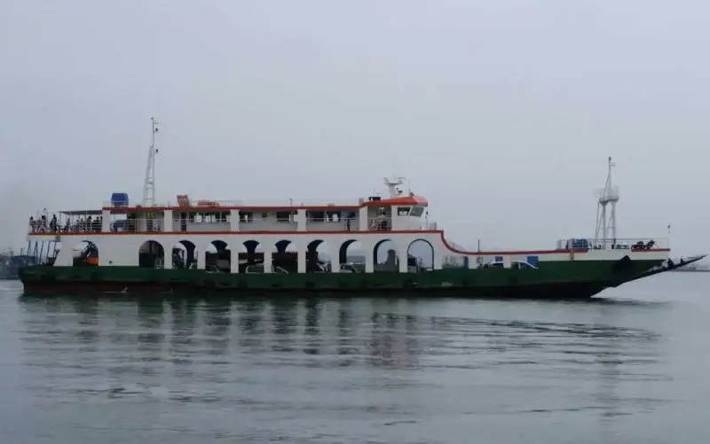 nave RORO in vendita