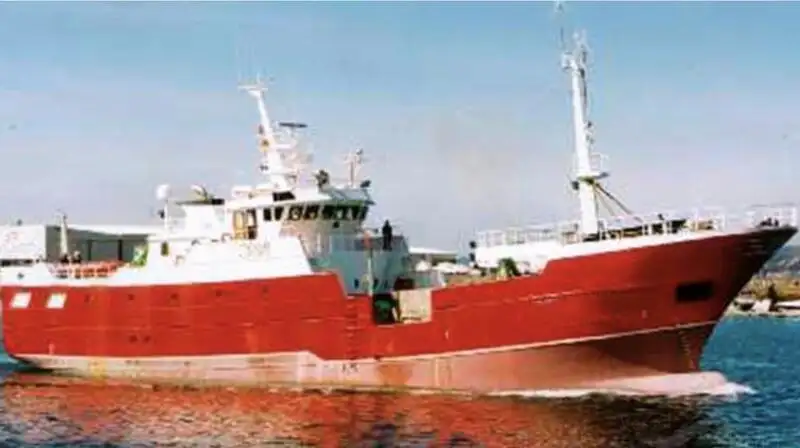 Nave con palangari in vendita