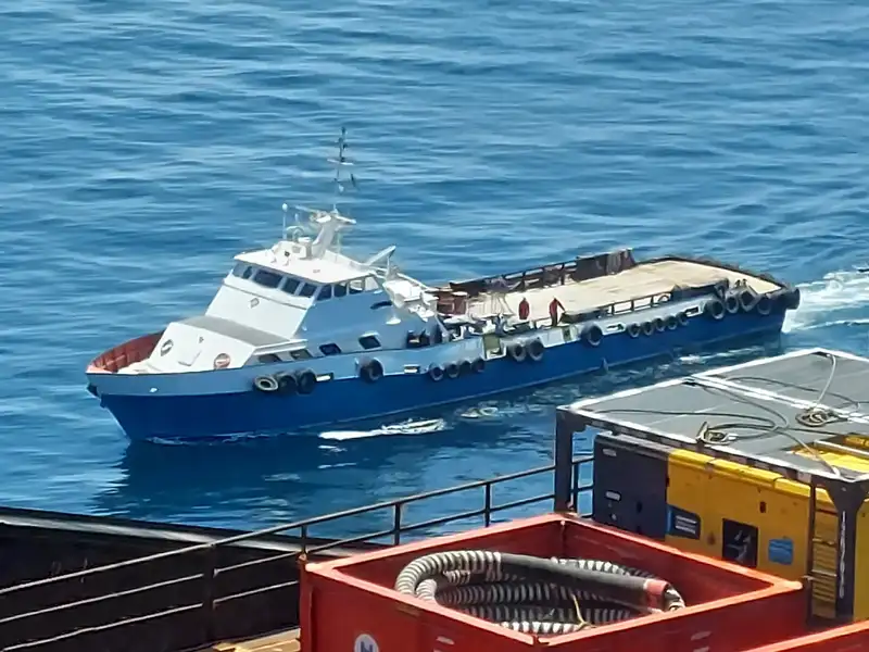 Nave di rifornimento in vendita