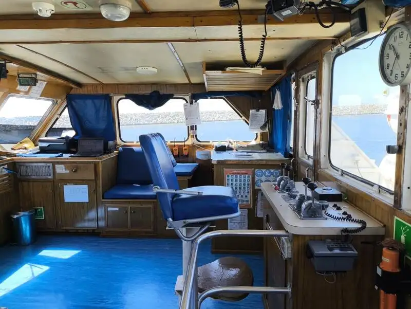 Nave di rifornimento in vendita