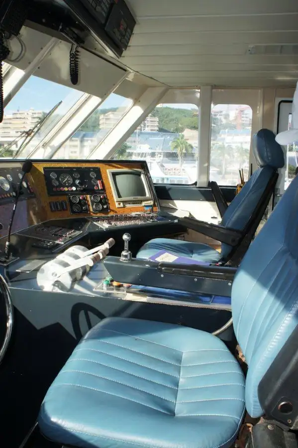 Traghetto in vendita