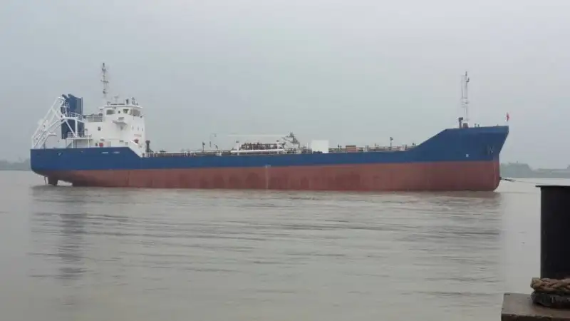 Petroliera, Chimichiera in vendita