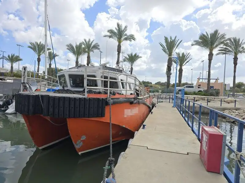 nave da parco eolico in vendita