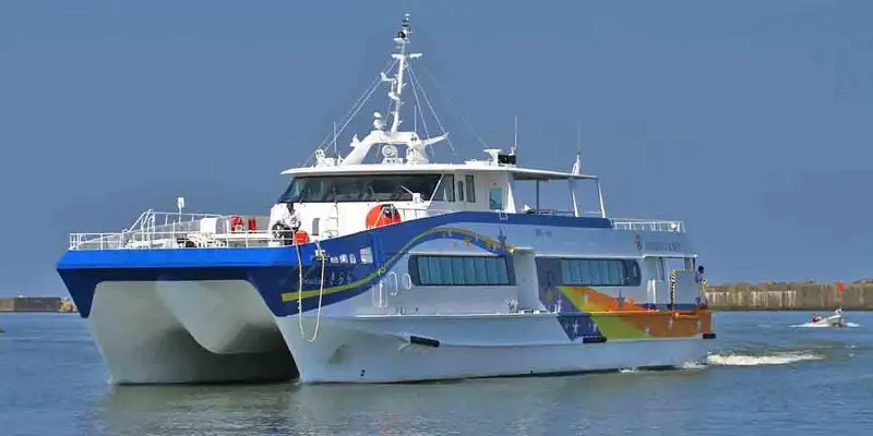 Catamarano in vendita