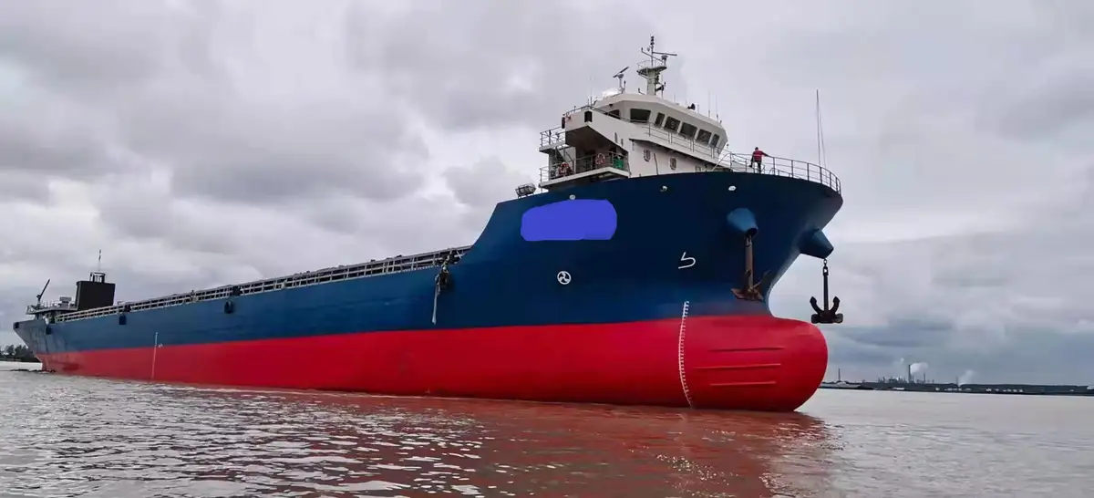 Nave cargo in vendita