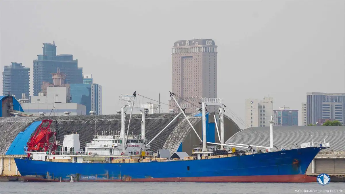 Nave reefer in vendita