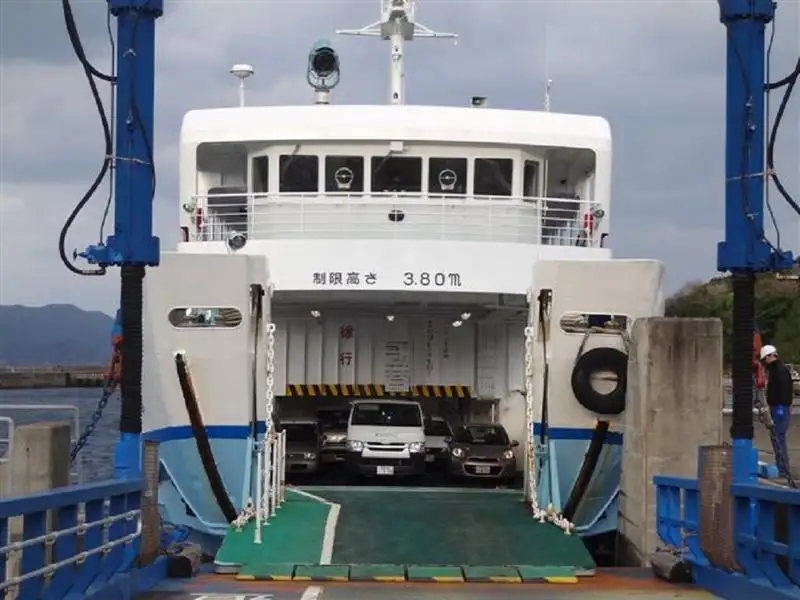 nave RORO in vendita