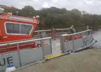 barca dei pompieri in vendita