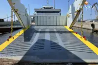 Traghetto in vendita