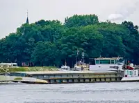 Chiatta in vendita