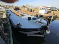 Chiatta in vendita