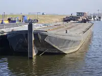Chiatta in vendita