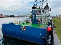 Nave di rifornimento in vendita